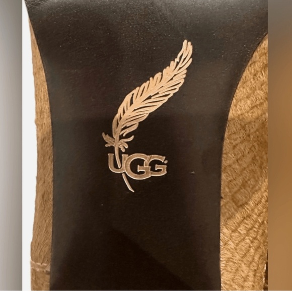 UGG Charlotte Snake Embossed Calf Hair Ankle Boots Bootie Moonbeam Size 6 - Picture 16 of 16